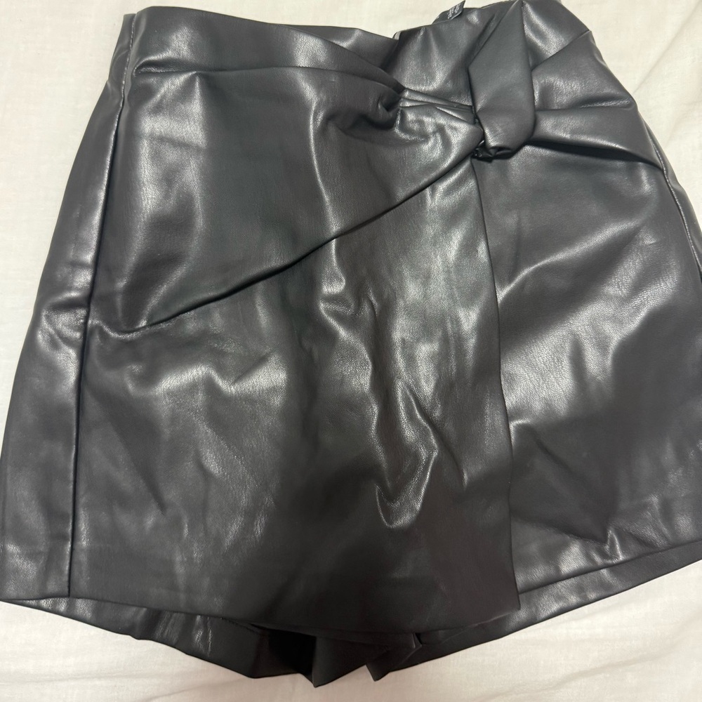 Stradivarius Black Faux Leather Mini Skort